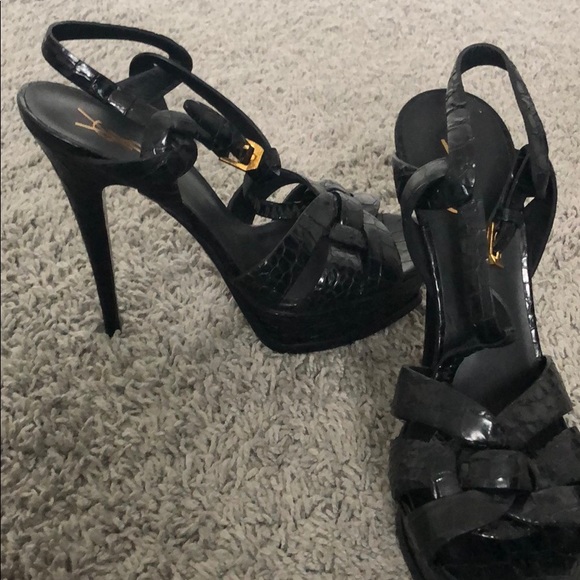 YSL TRIBUTE SANDAL IN CROCODILE EMBOSSED LEATHER - Picture 2 of 2